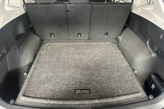 Certified 2024 Volkswagen Tiguan S image 19