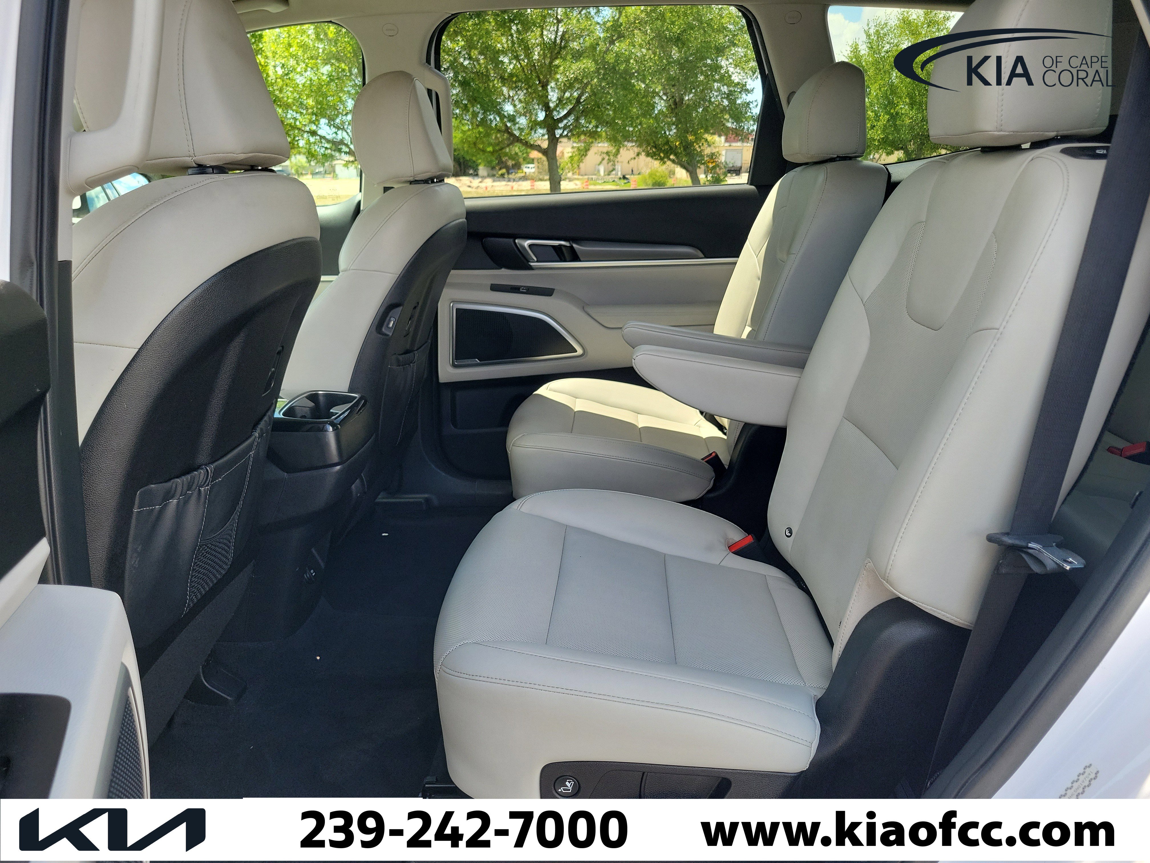 Used 2022 Kia Telluride S image 12