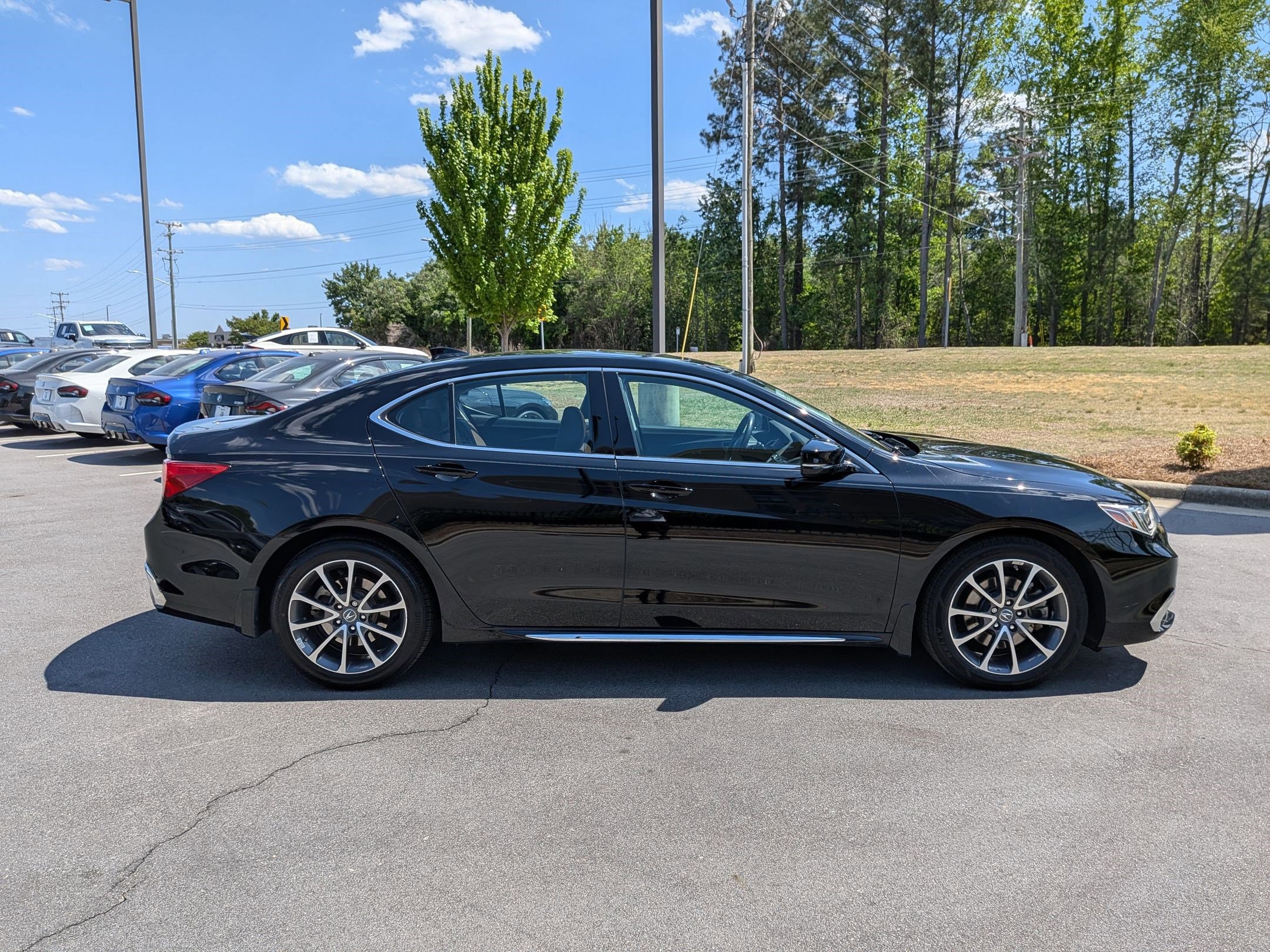 Used 2018 Acura TLX V6 w/ Technology Package image 2