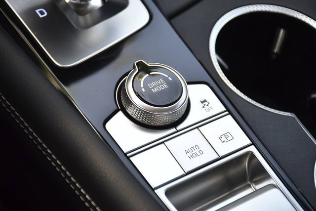 Used 2026 Genesis G70 2.5T RWD image 13