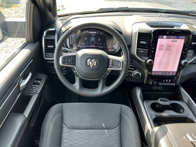 Used 2025 RAM 1500 Big Horn AWD/4WD image 13