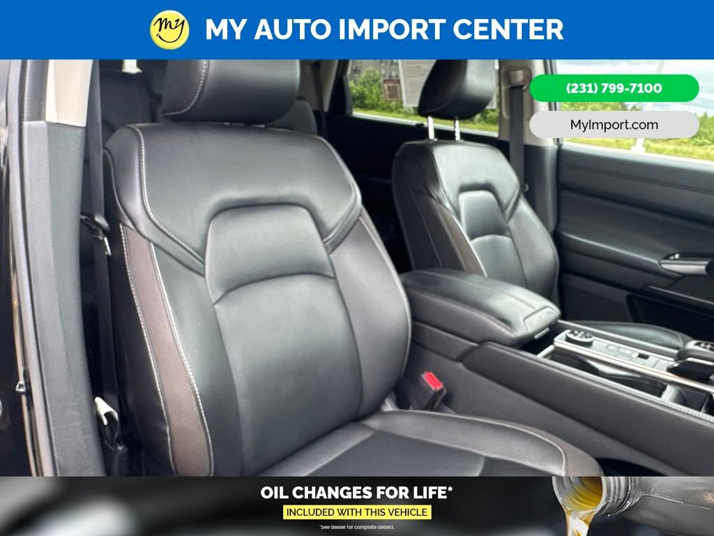 Used 2024 Nissan Pathfinder SL AWD/4WD image 30
