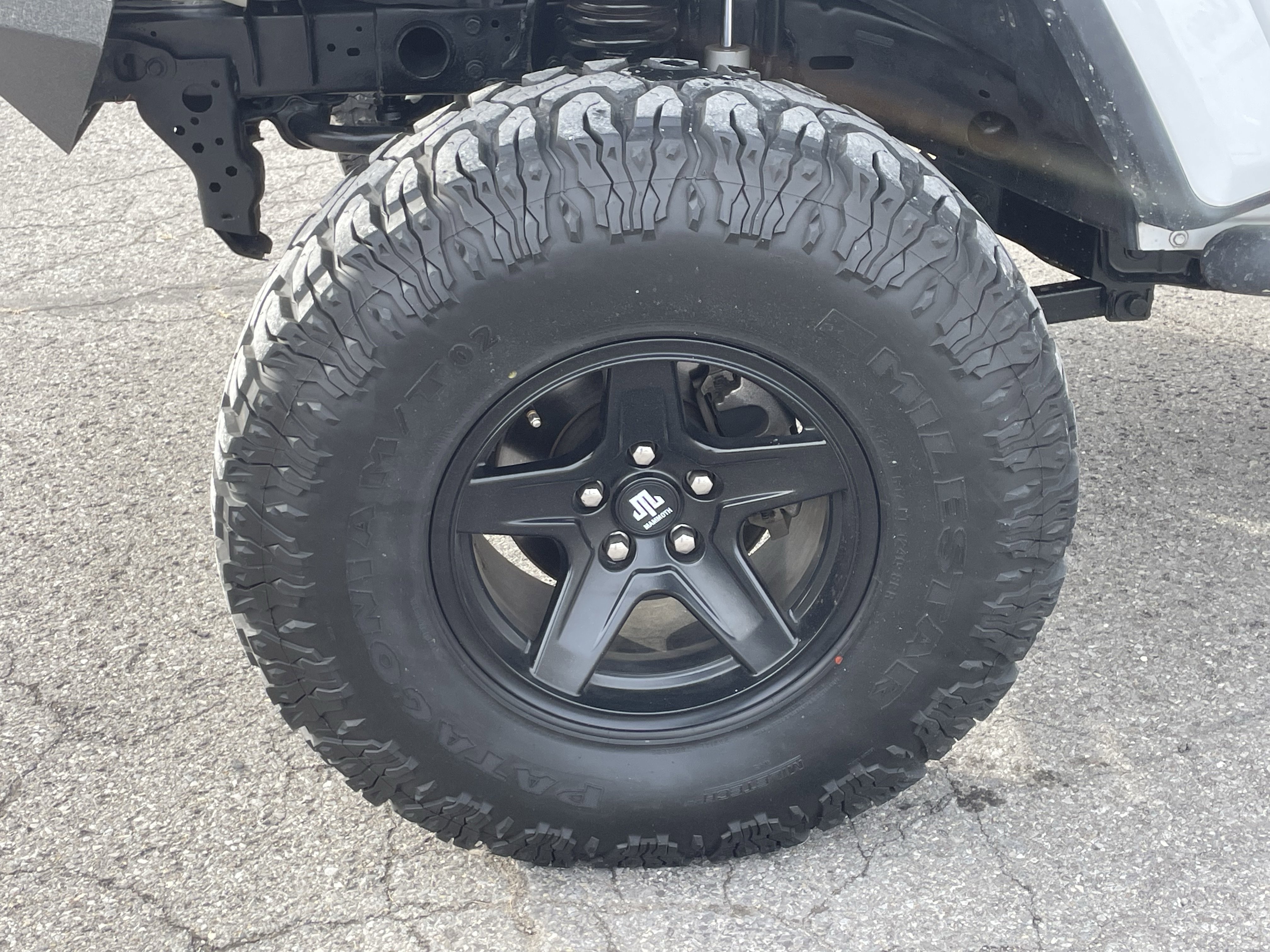 Used 2020 Jeep Gladiator Overland image 11