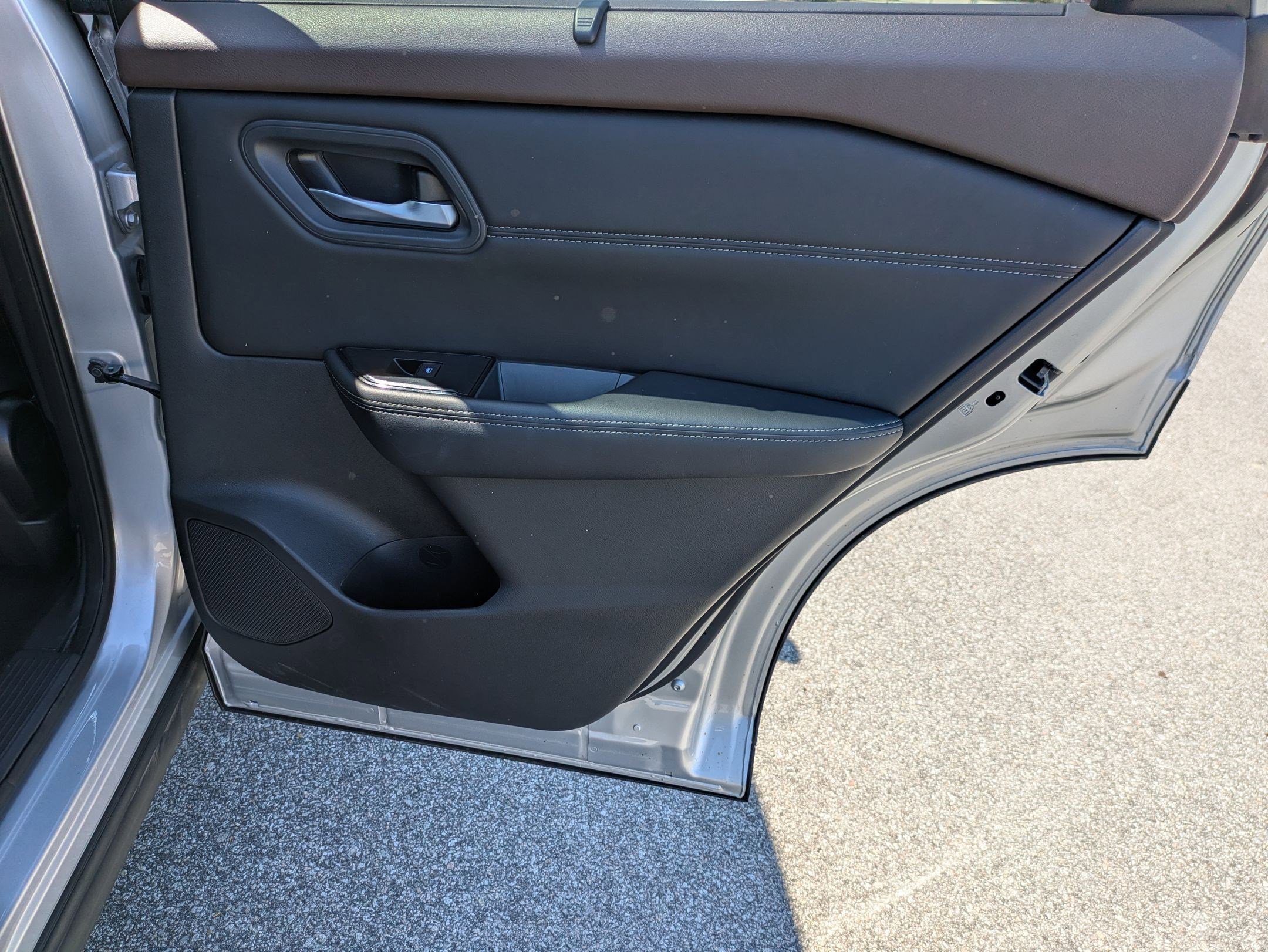 Certified 2023 Nissan Rogue SV w/ SV Premium Package image 31