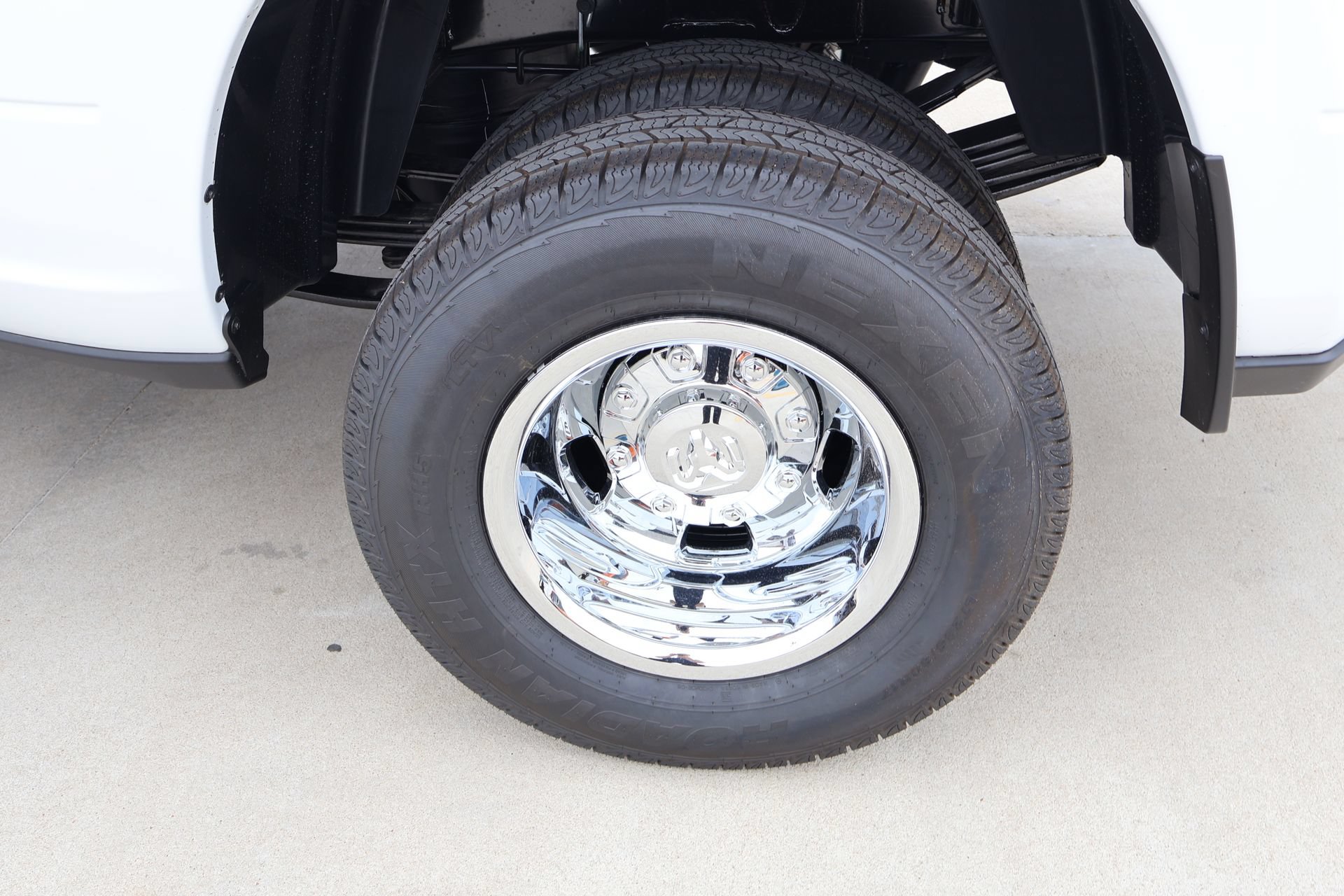 New 2026 RAM 3500 Tradesman AWD/4WD image 18