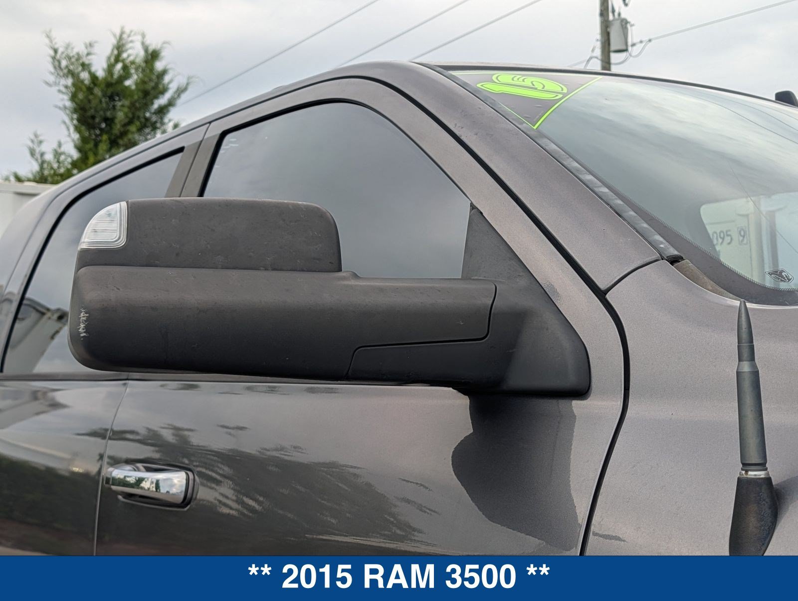 Used 2015 RAM 3500 Laramie w/ Convenience Group AWD/4WD image 11