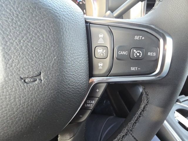 Used 2025 RAM 2500 Laramie w/ Night Edition AWD/4WD image 21