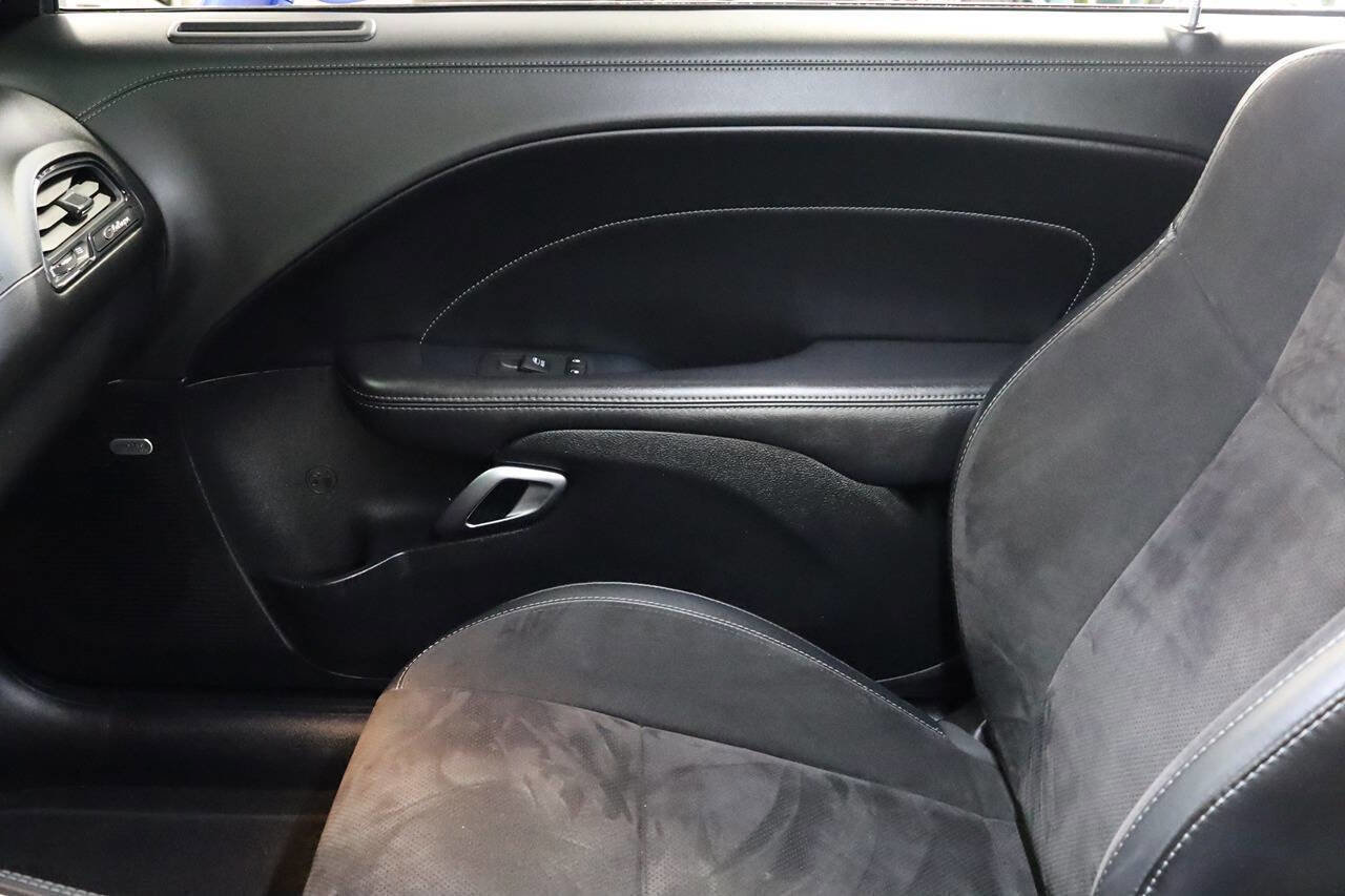 Used 2021 Dodge Challenger R/T Scat Pack w/ T/A Package image 17