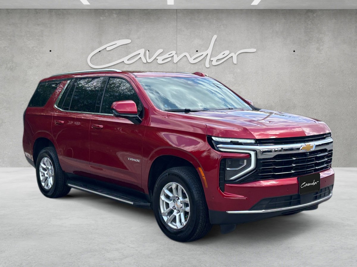 Used 2025 Chevrolet Tahoe LS RWD image 2