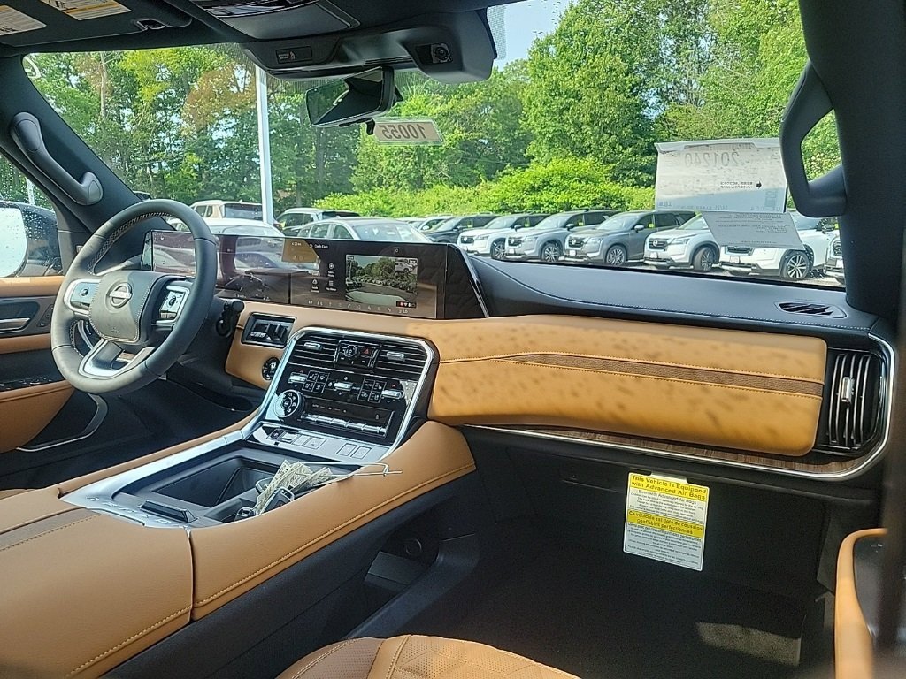 Used 2025 Nissan Armada Platinum Reserve image 22