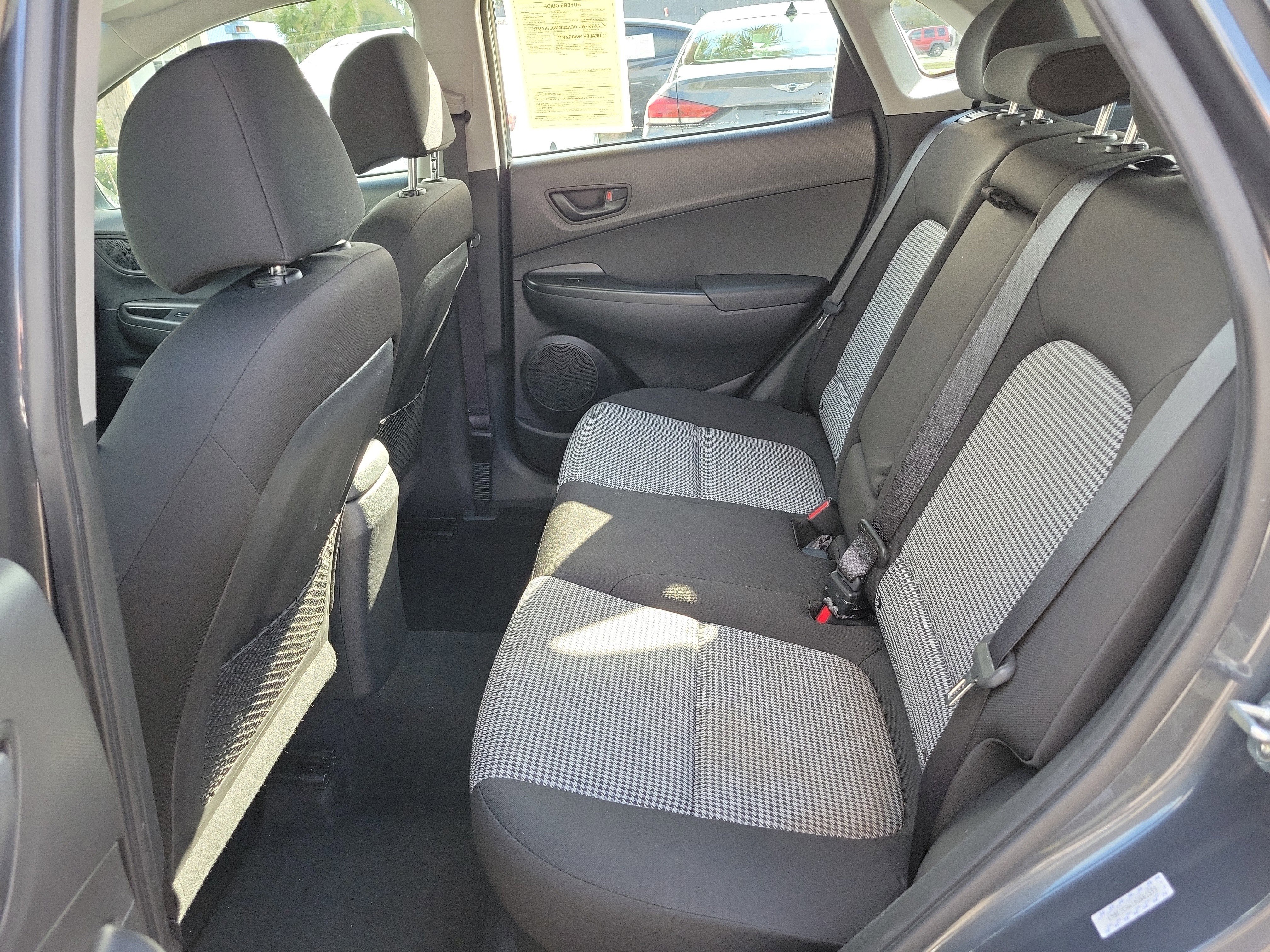 Used 2021 Hyundai Kona SE image 15