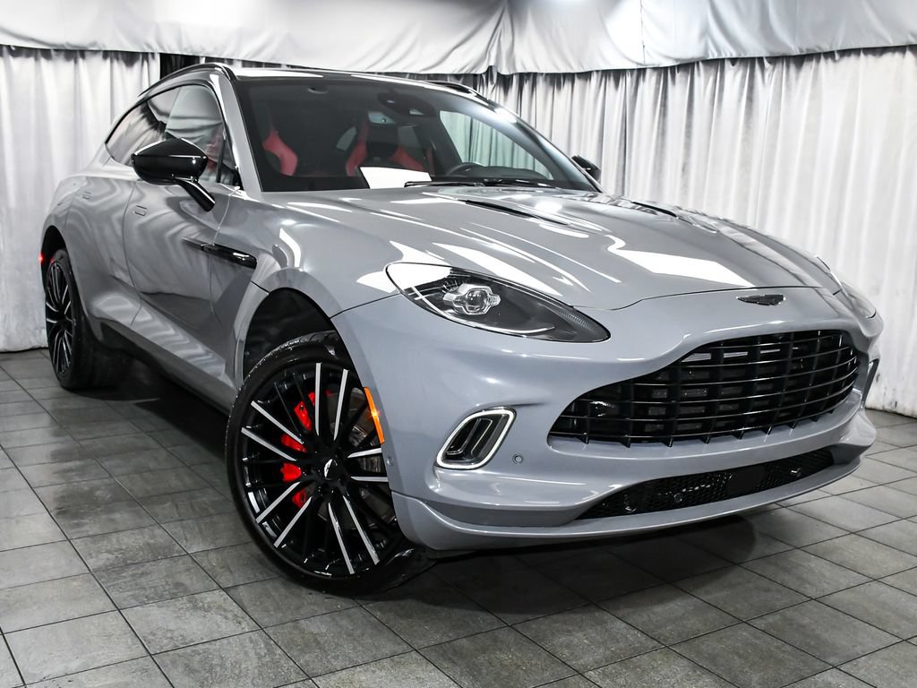 Used 2023 Aston Martin DBX AWD/4WD image 3