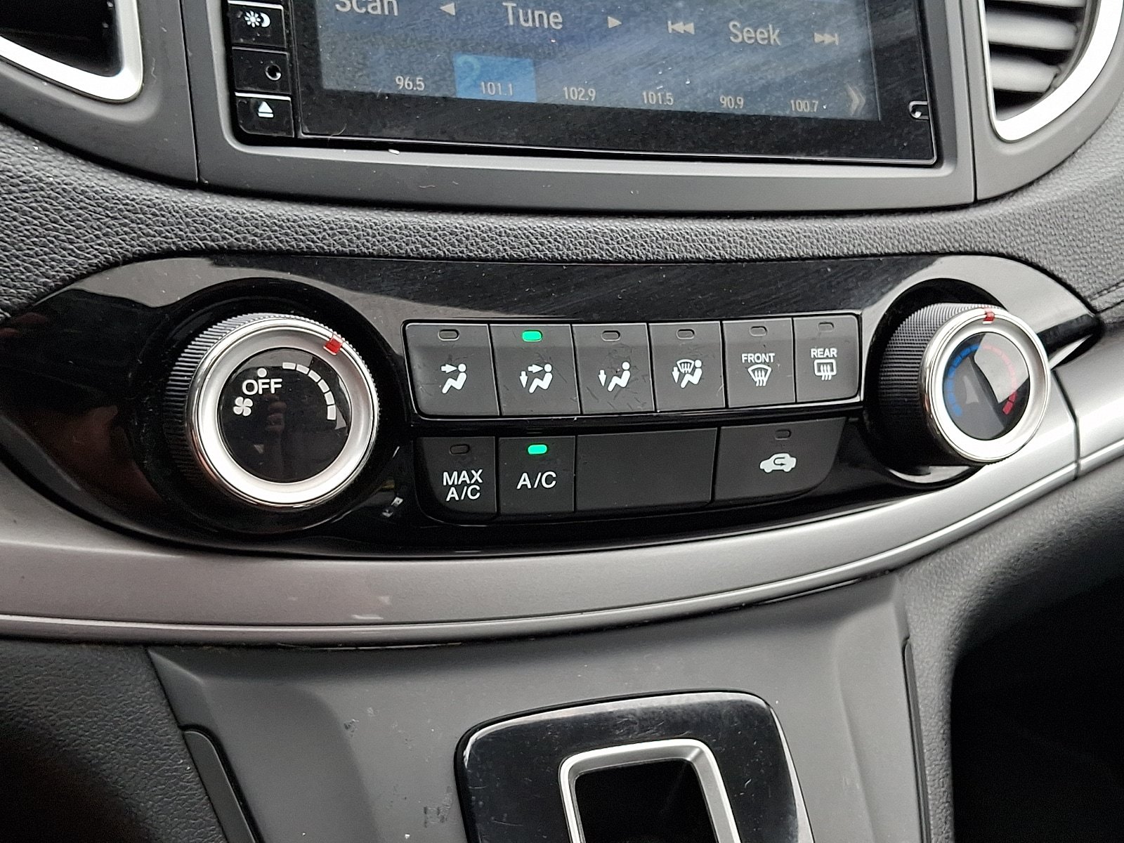 Used 2015 Honda CR-V EX image 16