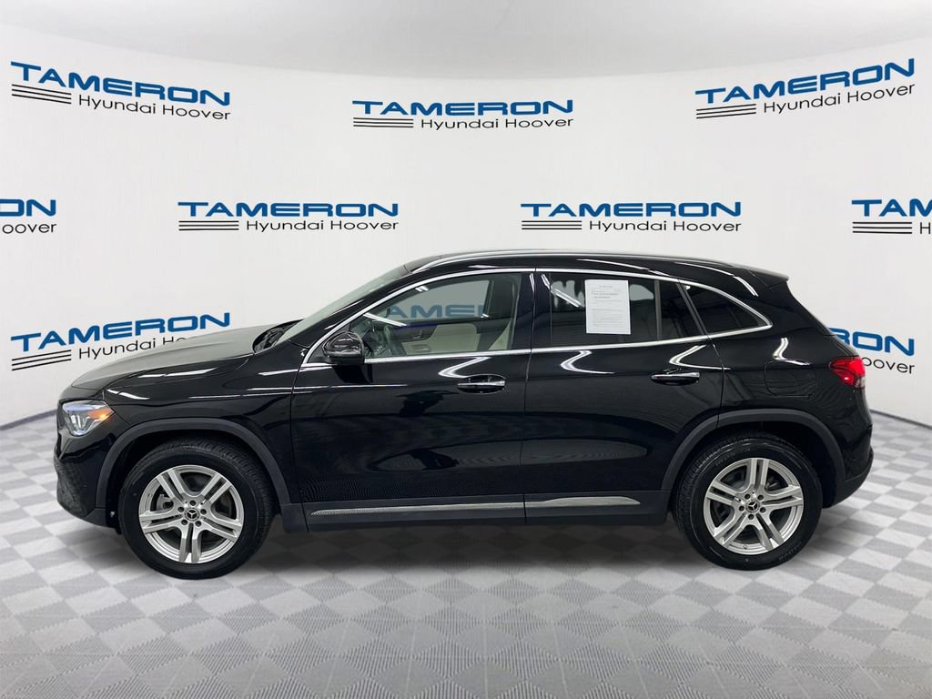 Used 2023 Mercedes-Benz GLA 250 4MATIC w/ Premium Package image 2
