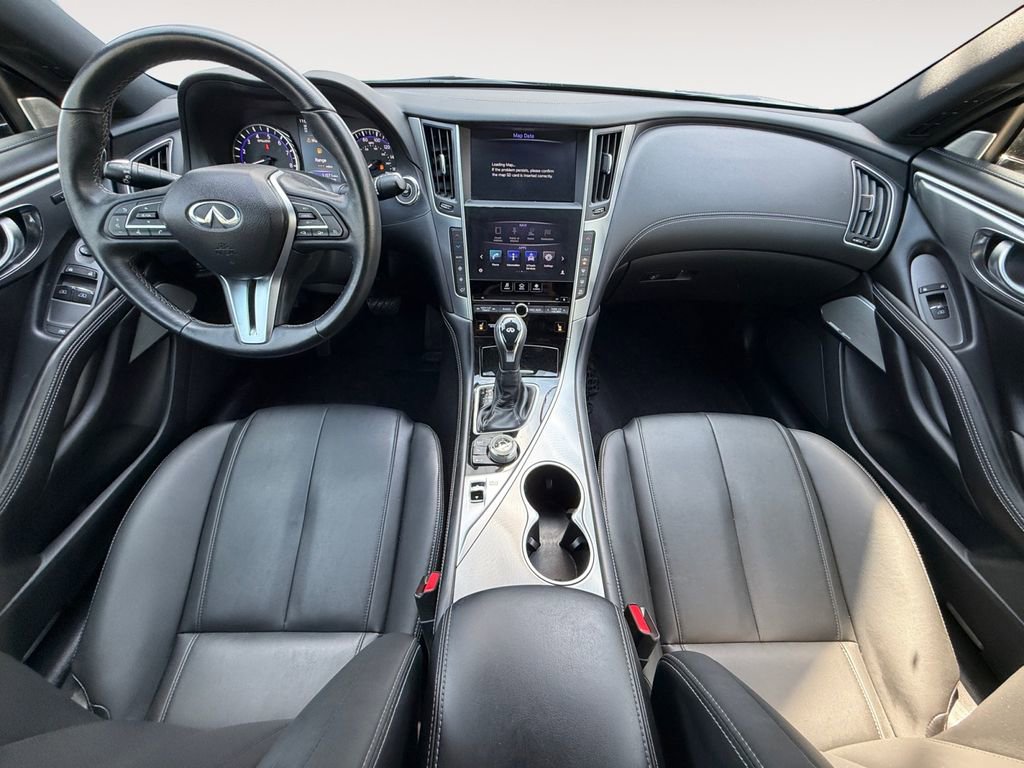 Used 2019 INFINITI Q60 3.0t Luxe w/ Essential Package image 12