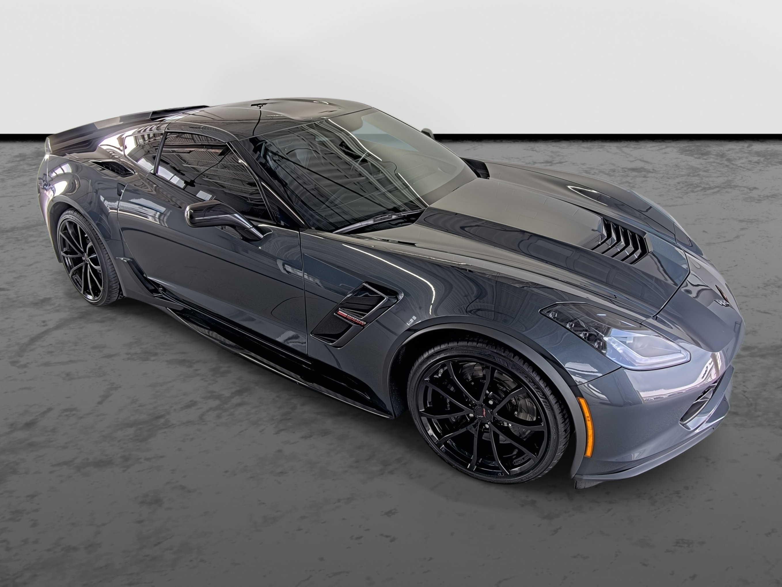 Used 2019 Chevrolet Corvette Grand Sport RWD image 5