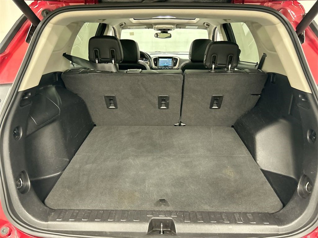 Used 2018 GMC Terrain Denali w/ Advanced Safety Package image 23