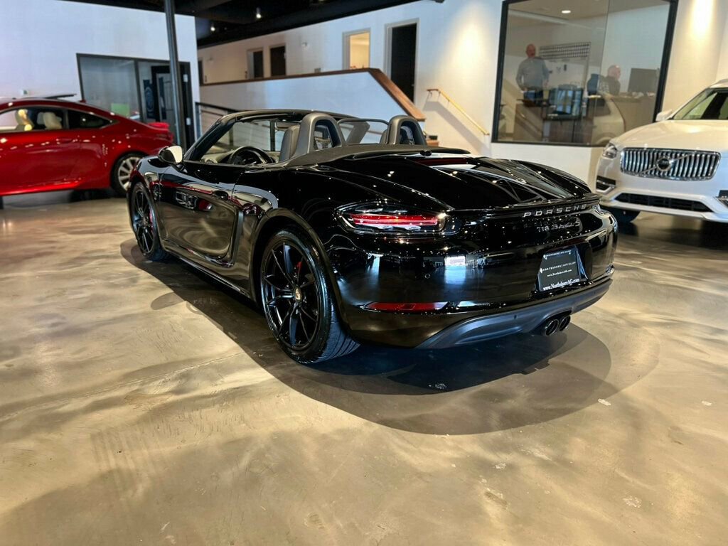 Used 2024 Porsche 718 Boxster S image 4