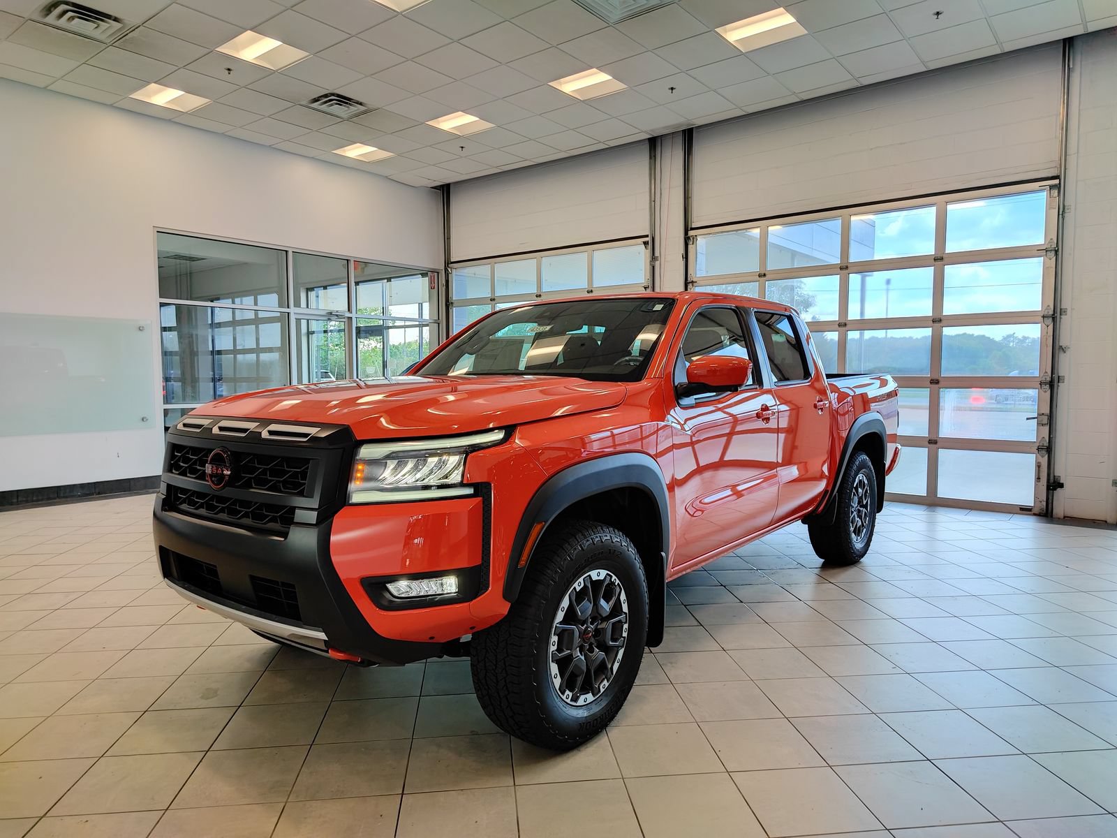 New 2026 Nissan Frontier PRO-4X w/ Pro-4x Convenience Package AWD/4WD image 6