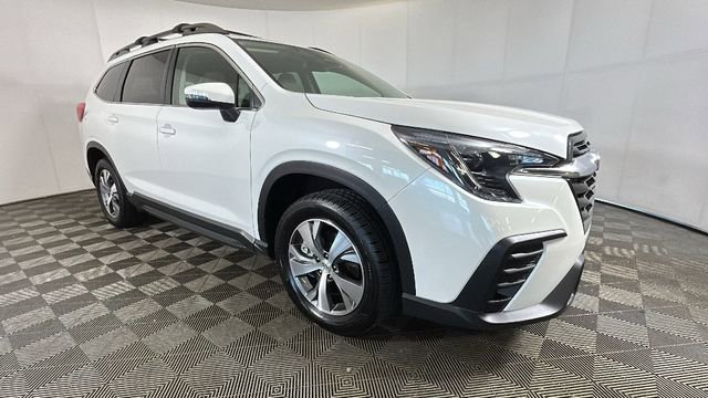 Used 2023 Subaru Ascent Premium w/ Convenience Package AWD/4WD image 2
