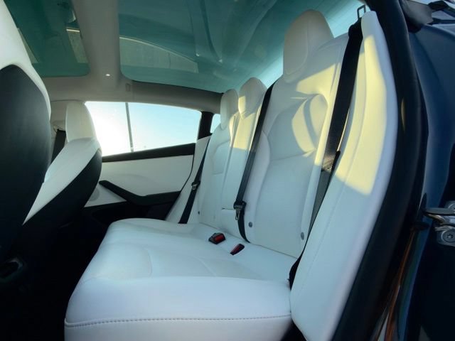 Used 2024 Tesla Model 3 Standard Range RWD image 19
