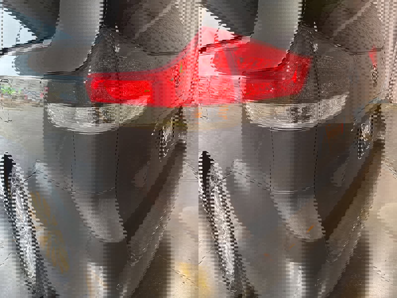 Used 2014 Toyota Sienna XLE image 8