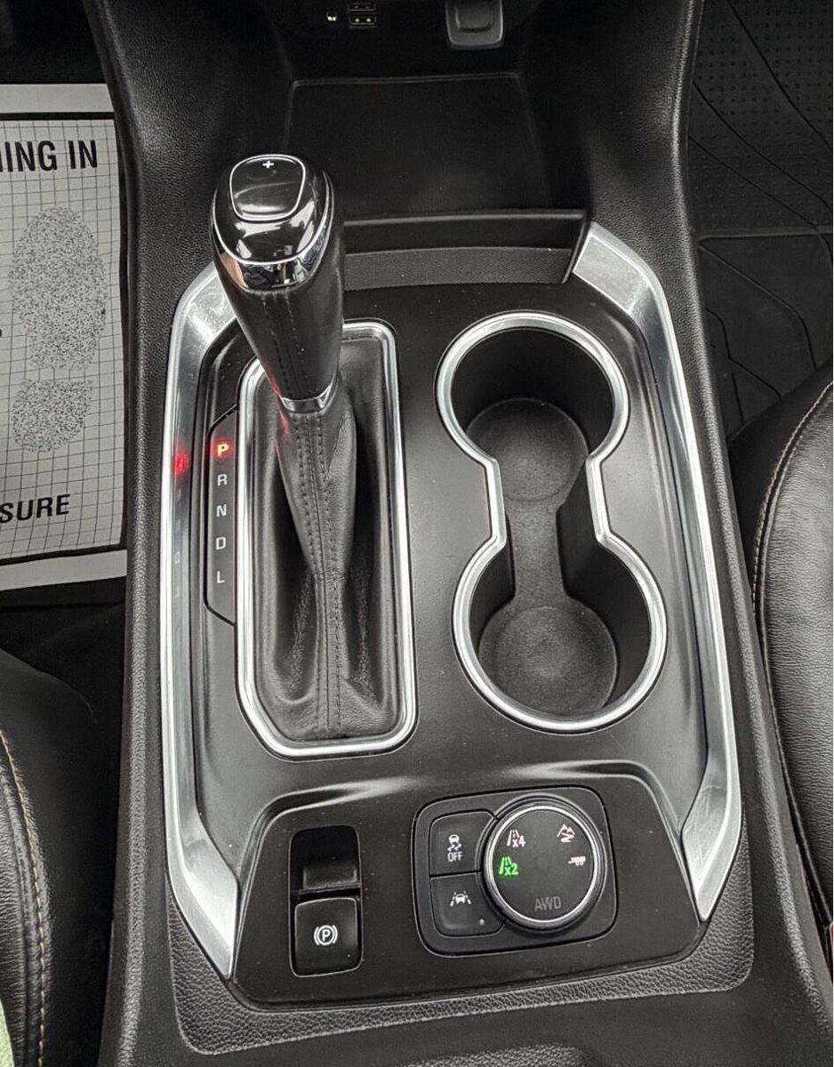 Used 2020 Chevrolet Traverse RS AWD/4WD image 9