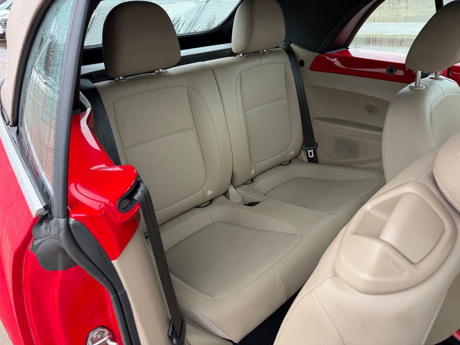 Used 2019 Volkswagen Beetle 2.0T SE image 26