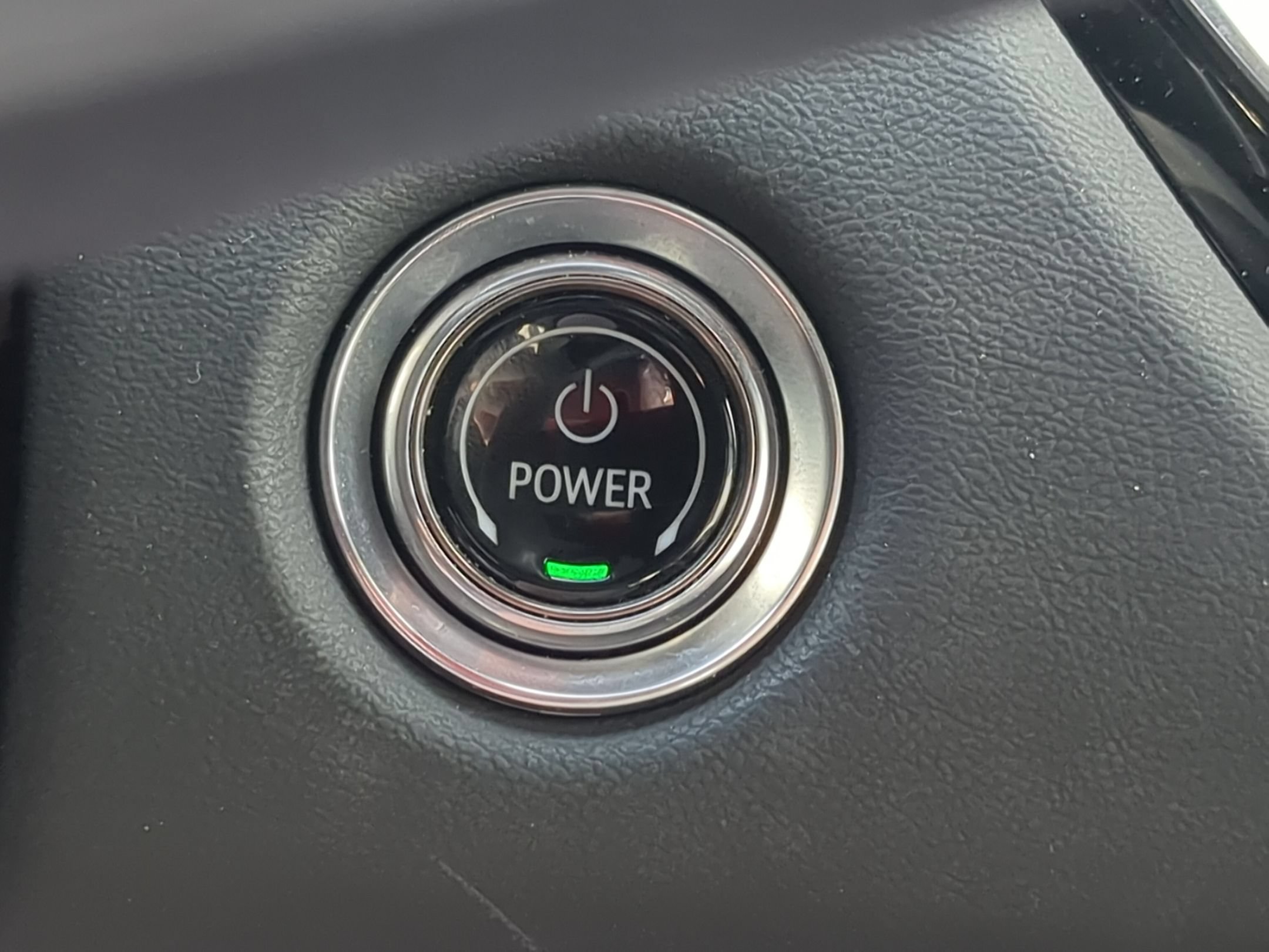 Certified 2024 Cadillac Lyriq Luxury AWD/4WD image 16