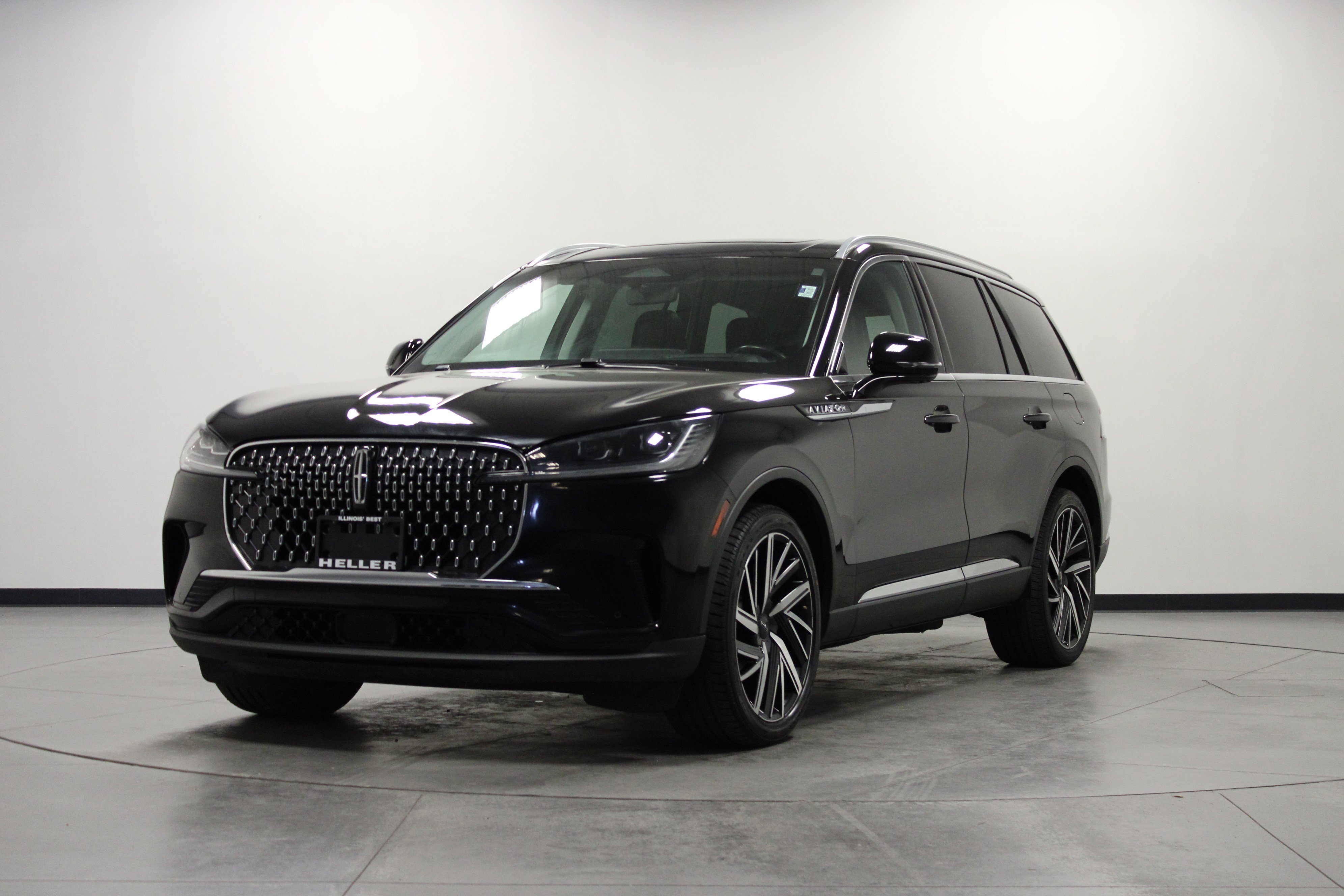 Used 2025 Lincoln Aviator Reserve w/ Equipment Group 201A AWD/4WD image 8