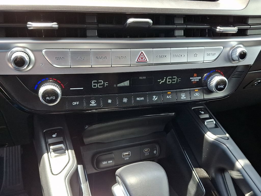 Used 2023 Kia Telluride S AWD/4WD image 15