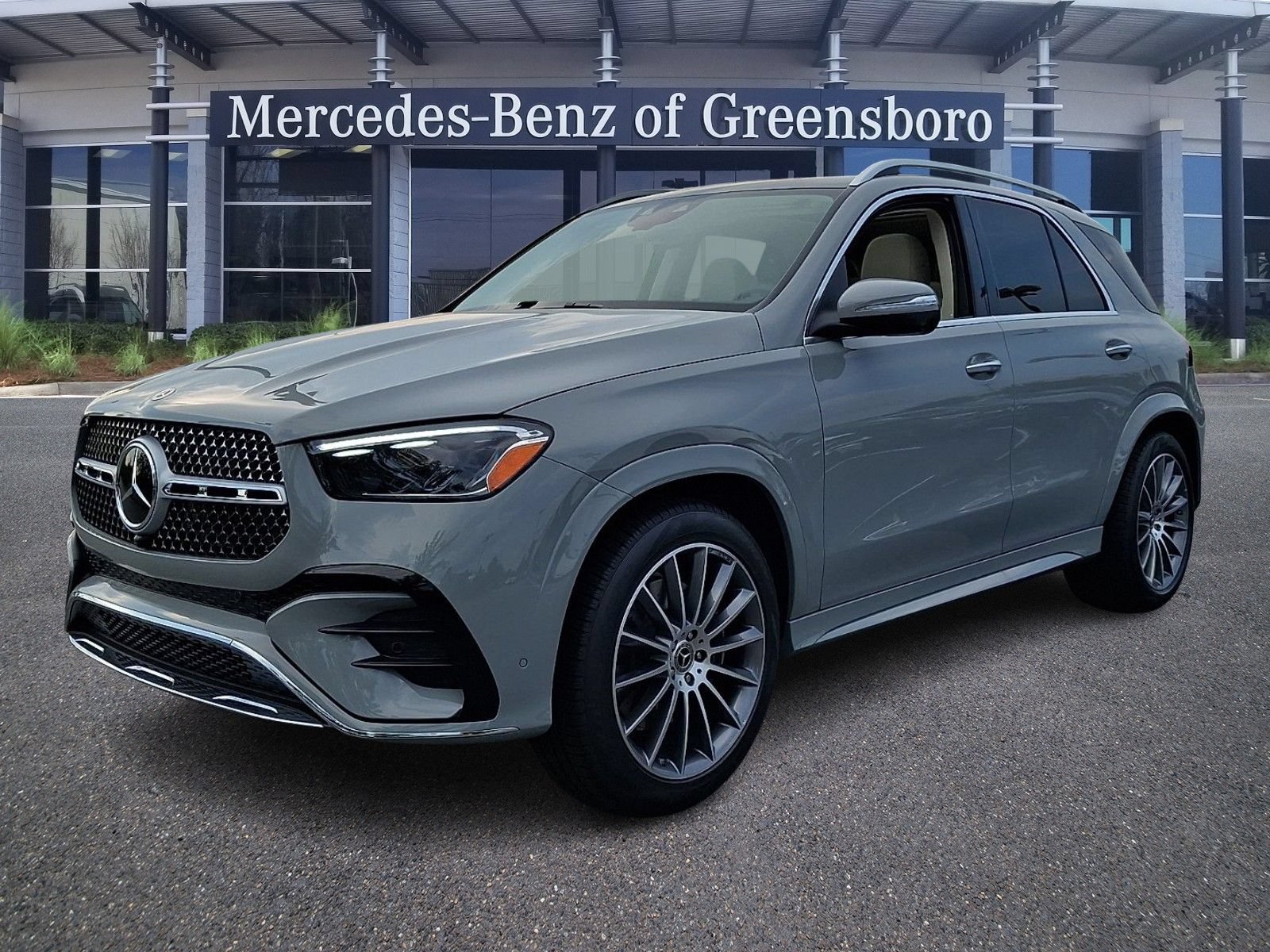 New 2026 Mercedes-Benz GLE 350 4MATIC image 2