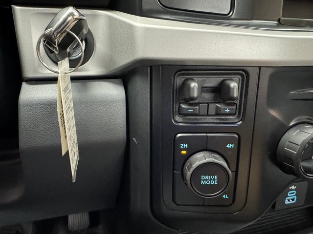 New 2026 Ford F550 4x4 Regular Cab Super Duty image 19