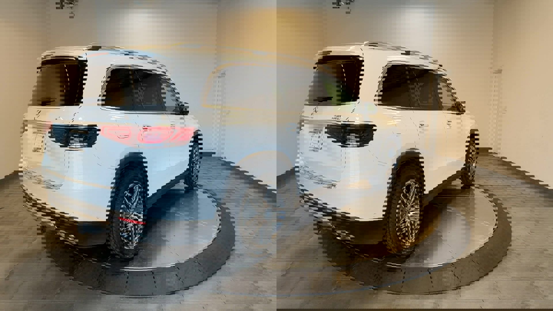 Used 2022 Mercedes-Benz GLS 450 4MATIC image 8