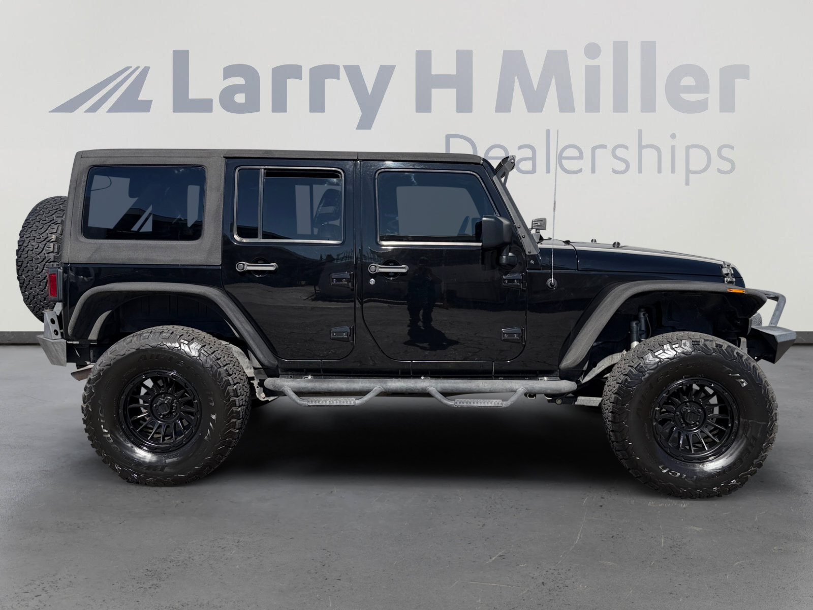 Used 2014 Jeep Wrangler Unlimited Sport w/ Quick Order Package 24S AWD/4WD image 6