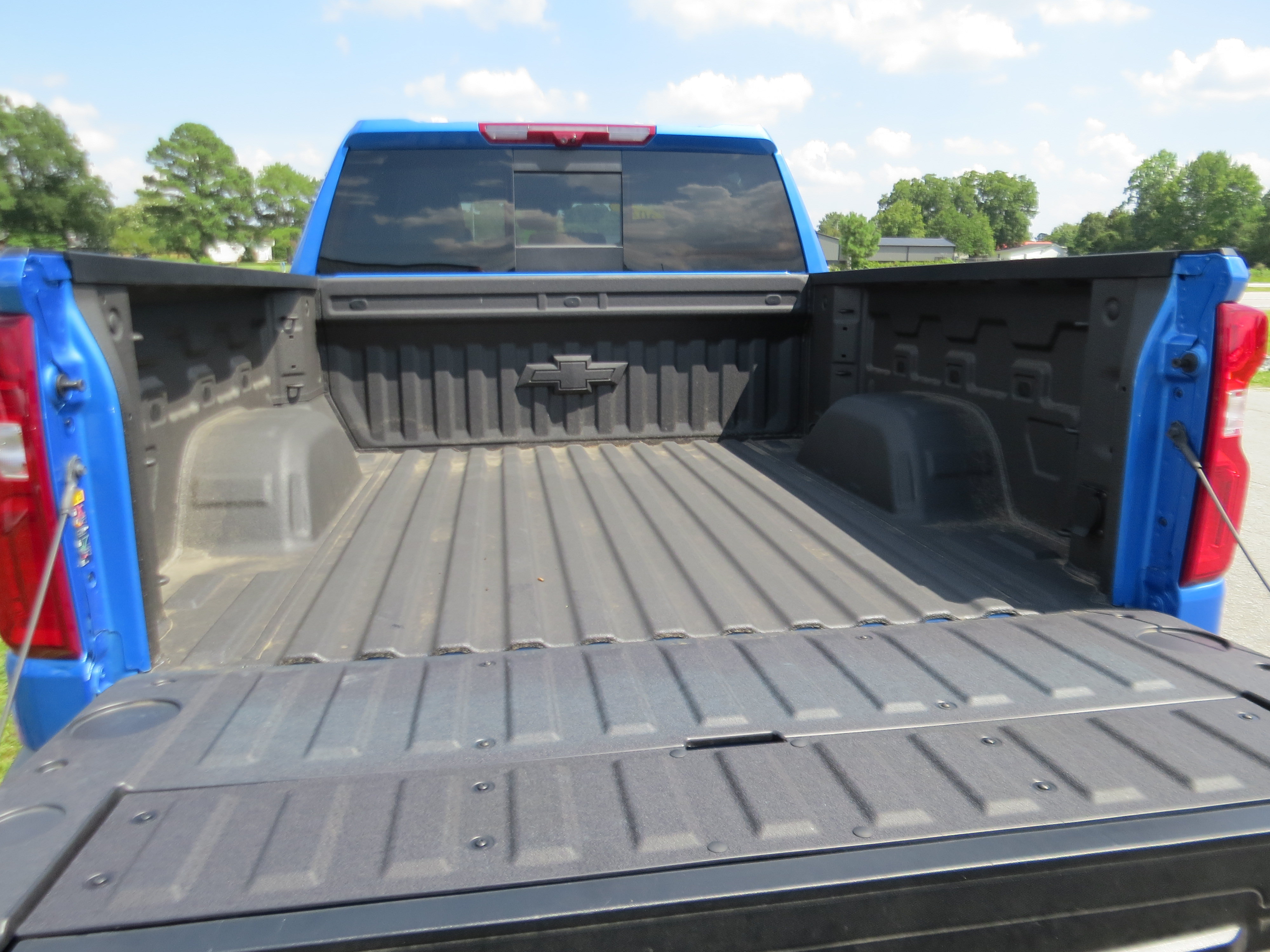 Used 2026 Chevrolet Silverado 1500 ZR2 AWD/4WD image 12