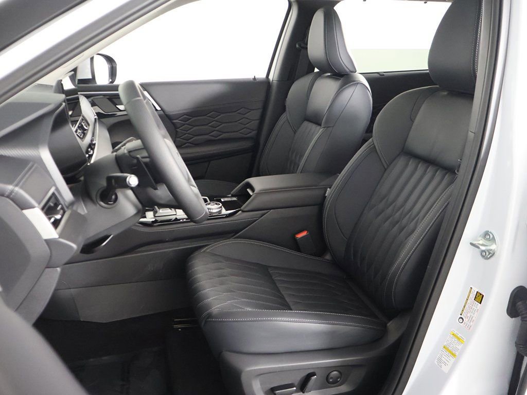 New 2026 Mitsubishi Outlander SEL AWD/4WD image 35