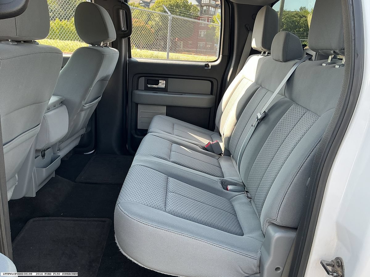Used 2014 Ford F150 XLT w/ Trailer Tow Package RWD image 11