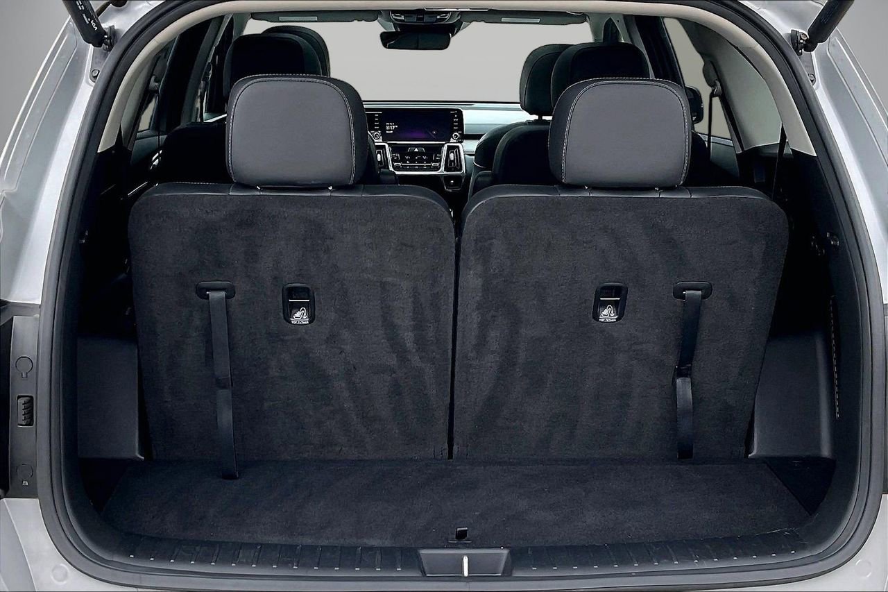 Used 2023 Kia Sorento SX image 28