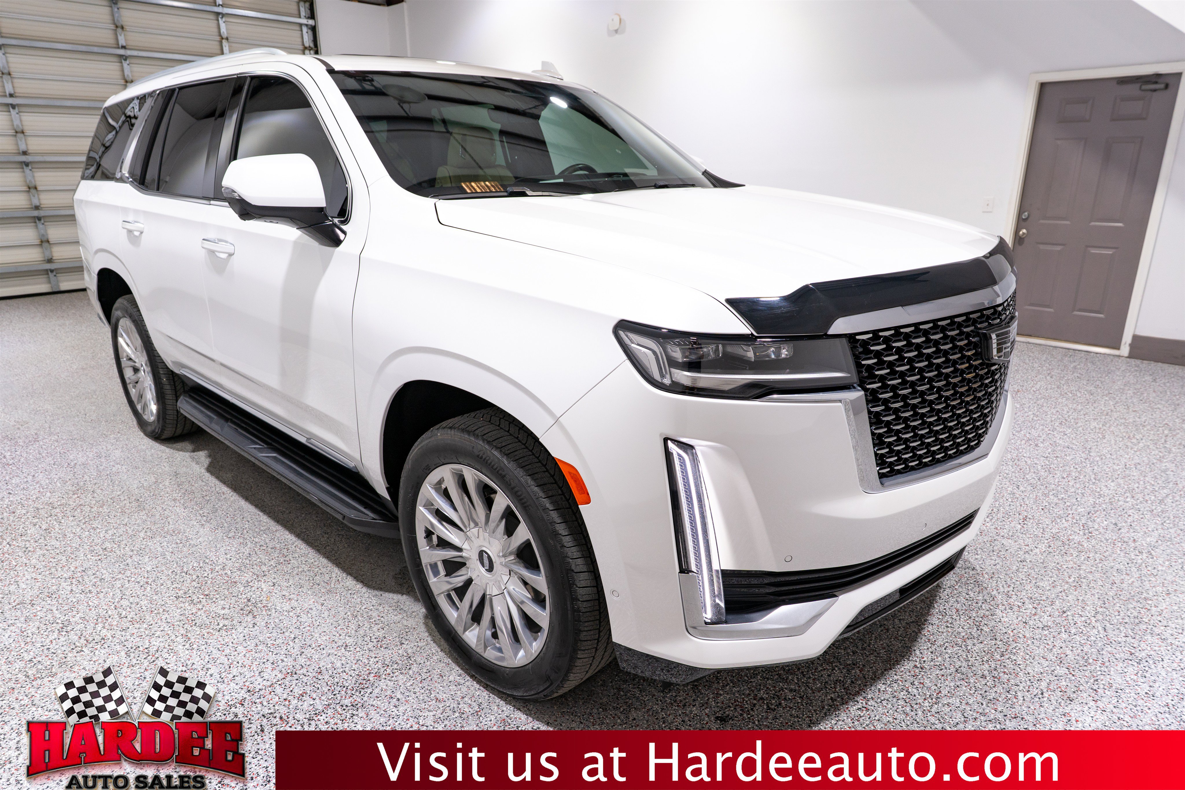 Used 2024 Cadillac Escalade Premium Luxury w/ Performance Package AWD/4WD image 6
