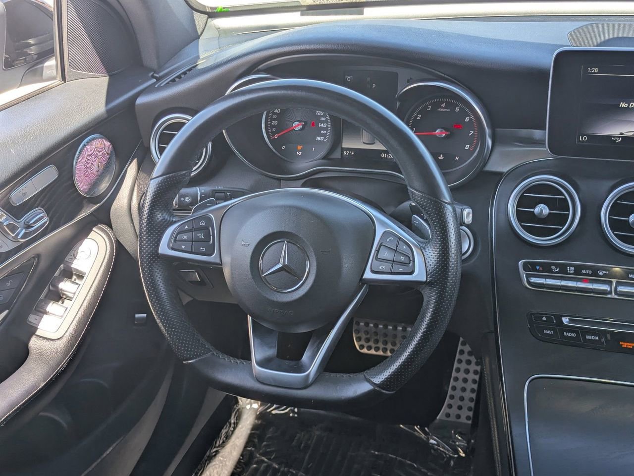 Used 2018 Mercedes-Benz GLC 300 w/ AMG Line image 13