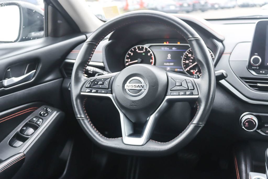 Used 2022 Nissan Altima 2.5 SR image 21