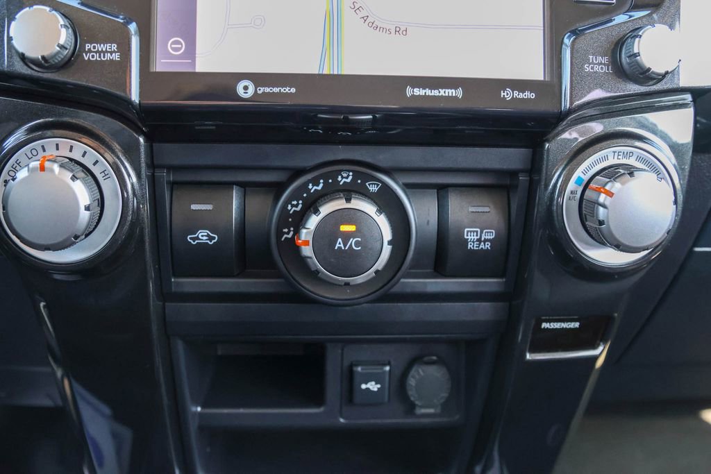 Used 2021 Toyota 4Runner TRD Off-Road Premium AWD/4WD image 25