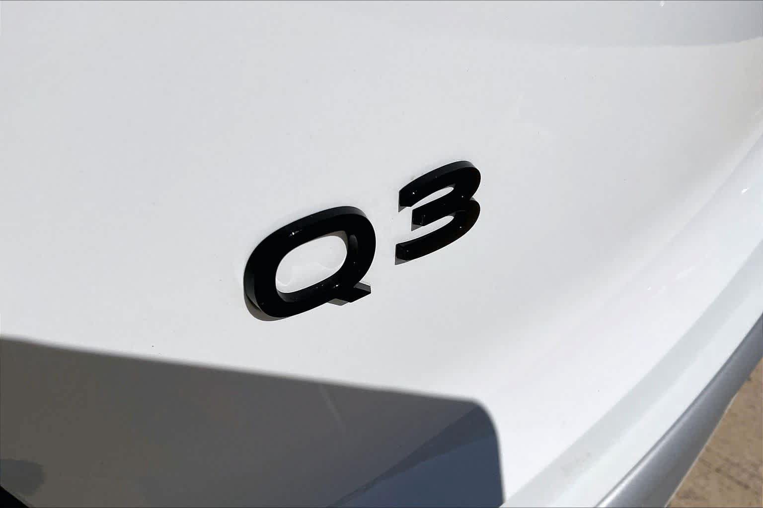 Used 2026 Audi Q3 quattro 2.0T w/ Driver Assistance Package AWD/4WD image 31