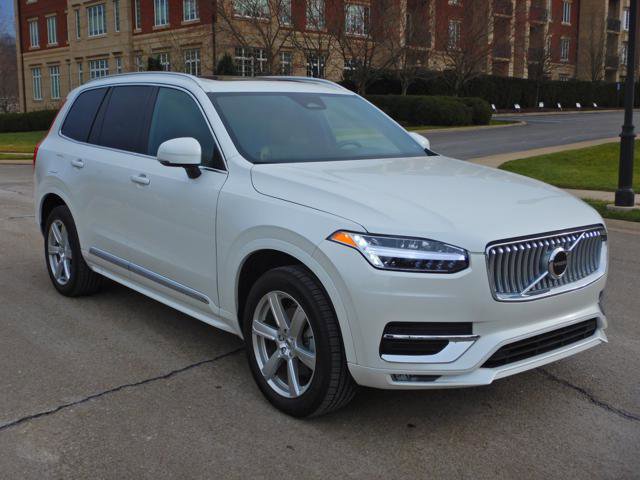 Used 2024 Volvo XC90 B6 Core AWD/4WD image 3