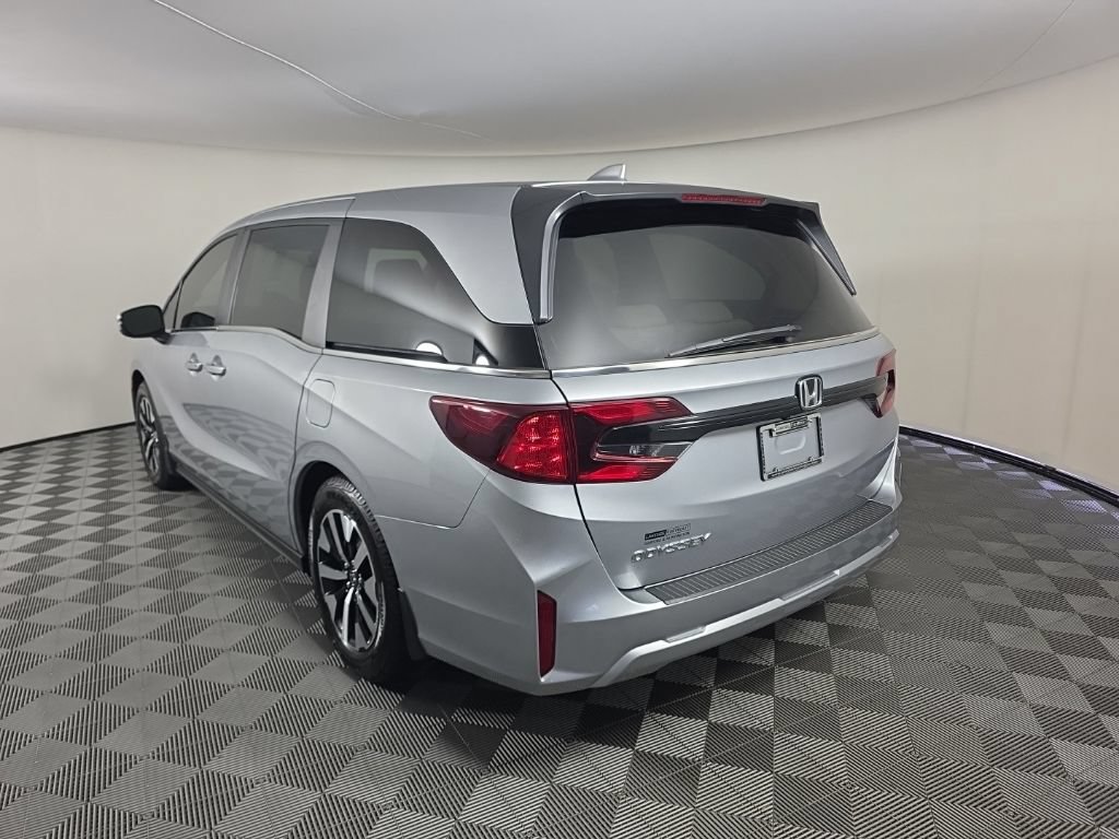 Used 2026 Honda Odyssey EX-L image 3