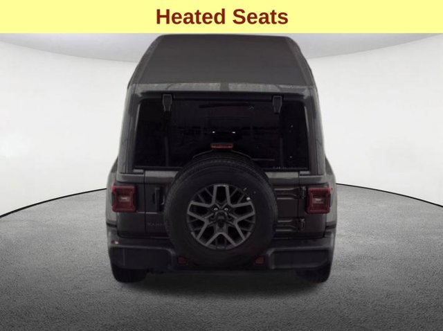 Used 2026 Jeep Wrangler Unlimited Sahara AWD/4WD image 8