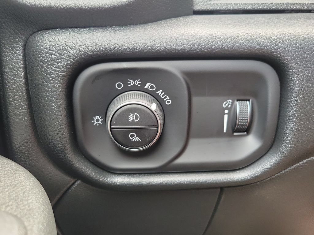 New 2026 RAM 2500 Warlock w/ Safety Group AWD/4WD image 23