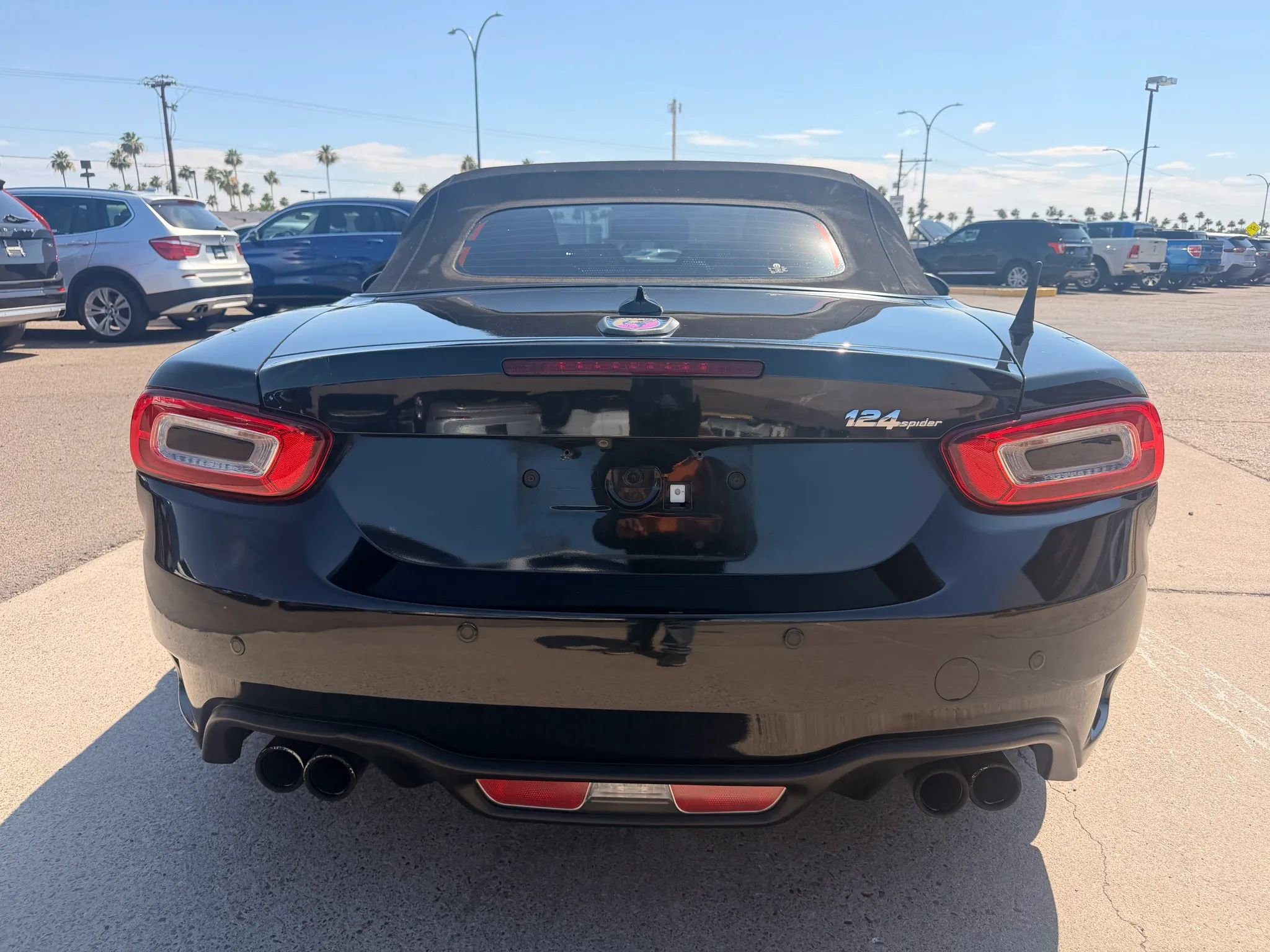 Used 2018 FIAT 124 Spider Abarth w/ Convenience Group RWD image 6