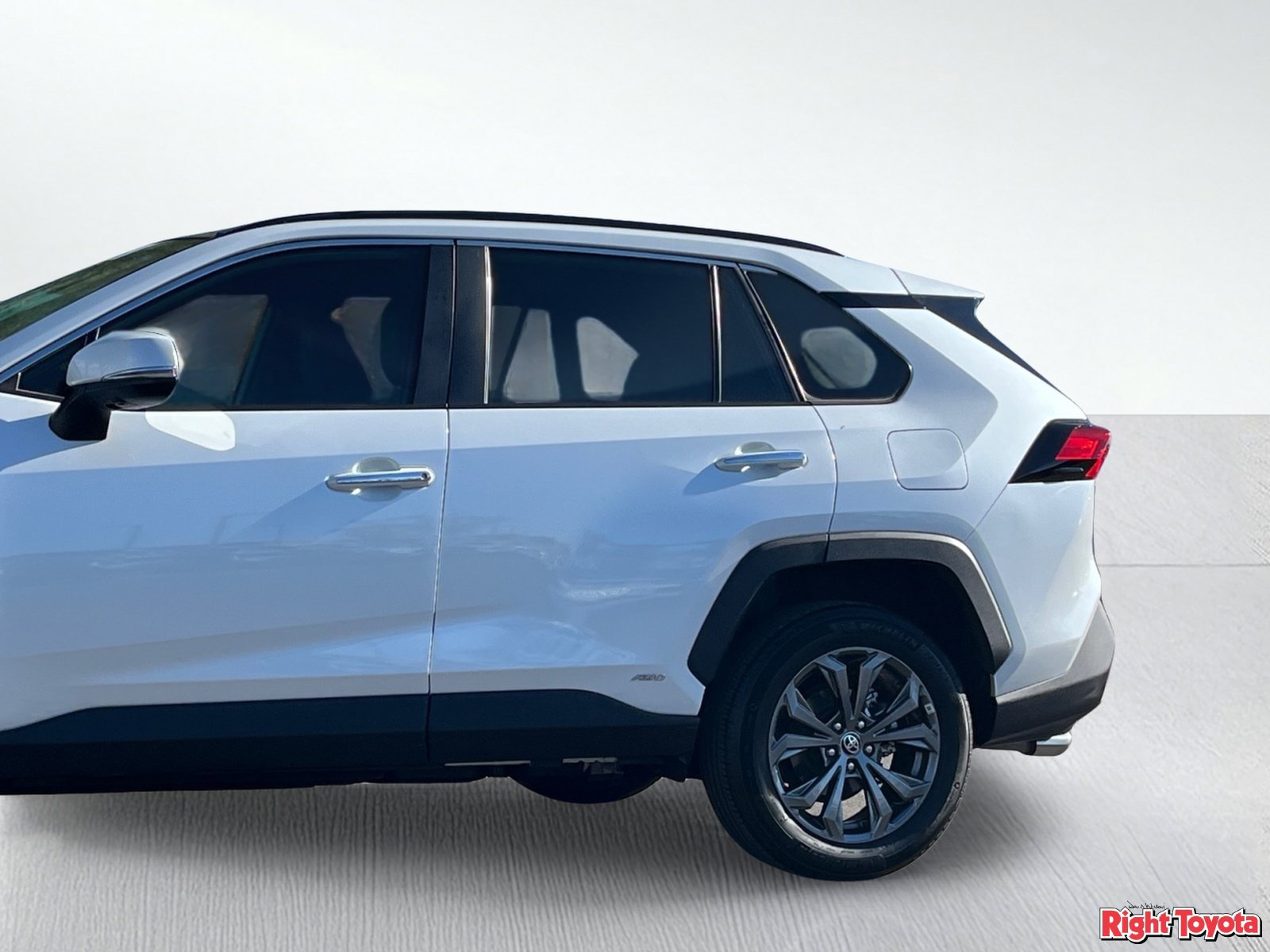 Certified 2025 Toyota RAV4 Limited w/ Advanced Technology Package AWD/4WD image 10